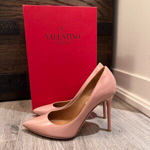 Valentino Garavani Patent Leather Pointy Pumps Shoes, Light Rose Pink